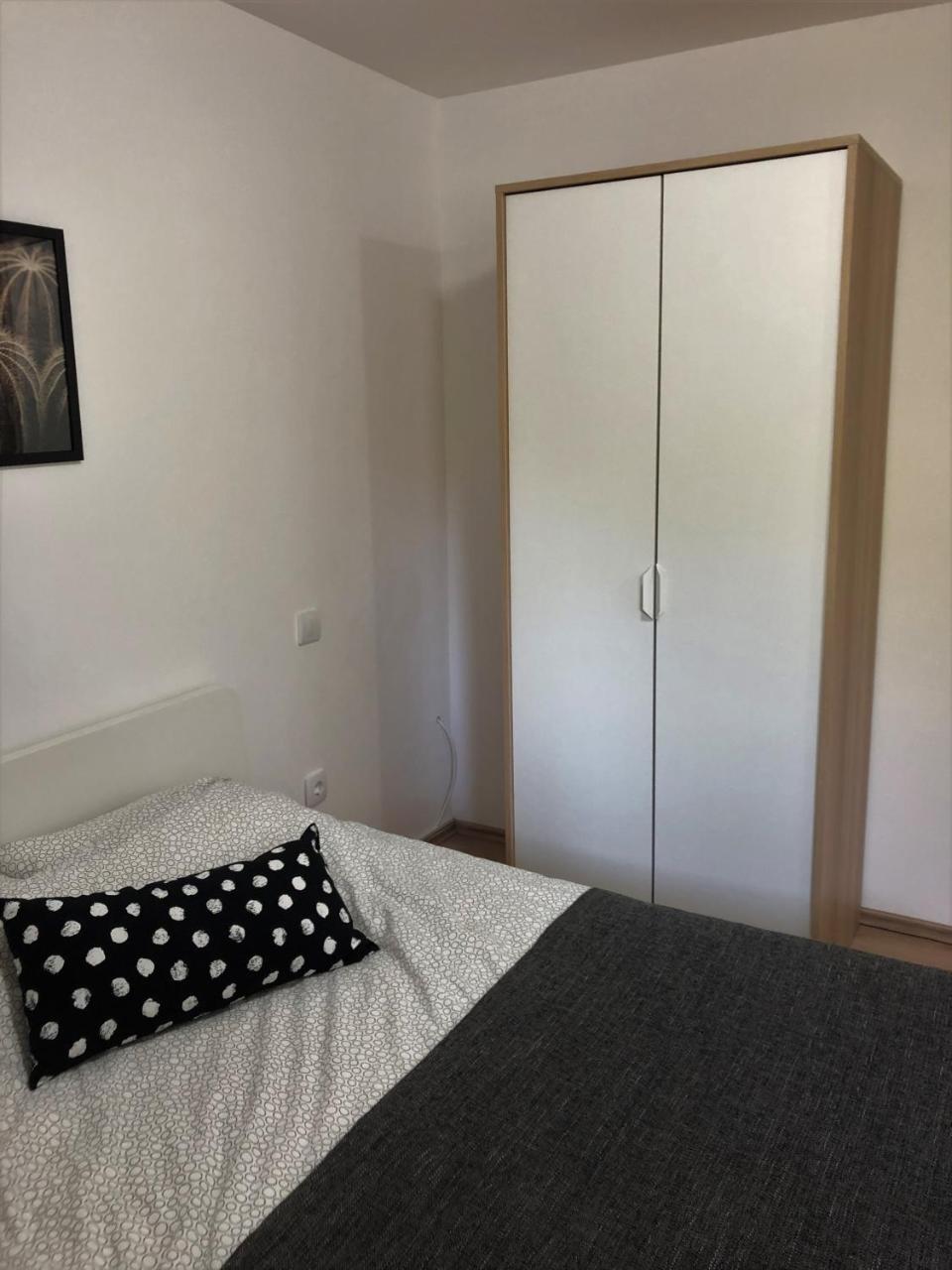 Small & Sweet Apartments Belgrado Esterno foto