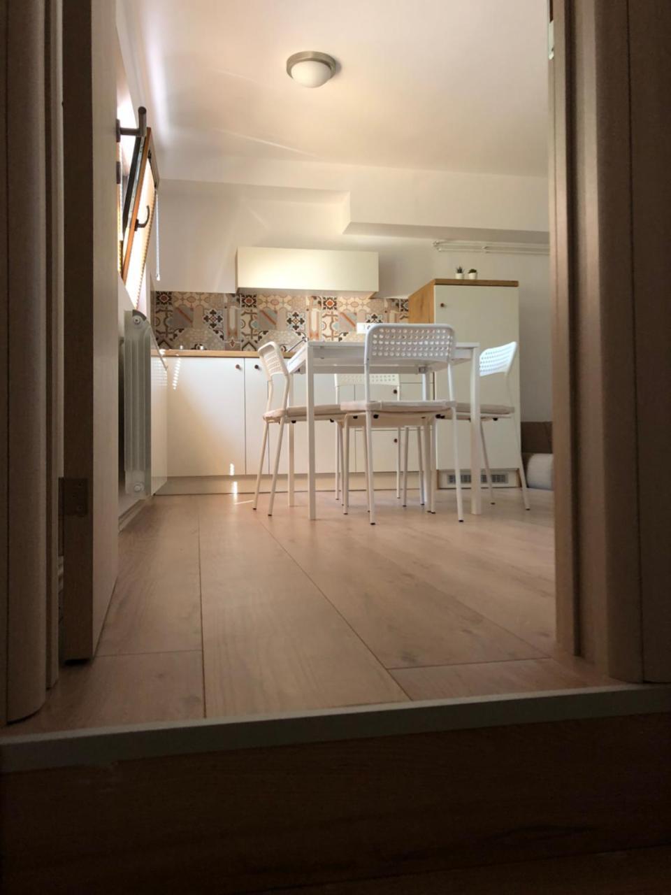 Small & Sweet Apartments Belgrado Esterno foto
