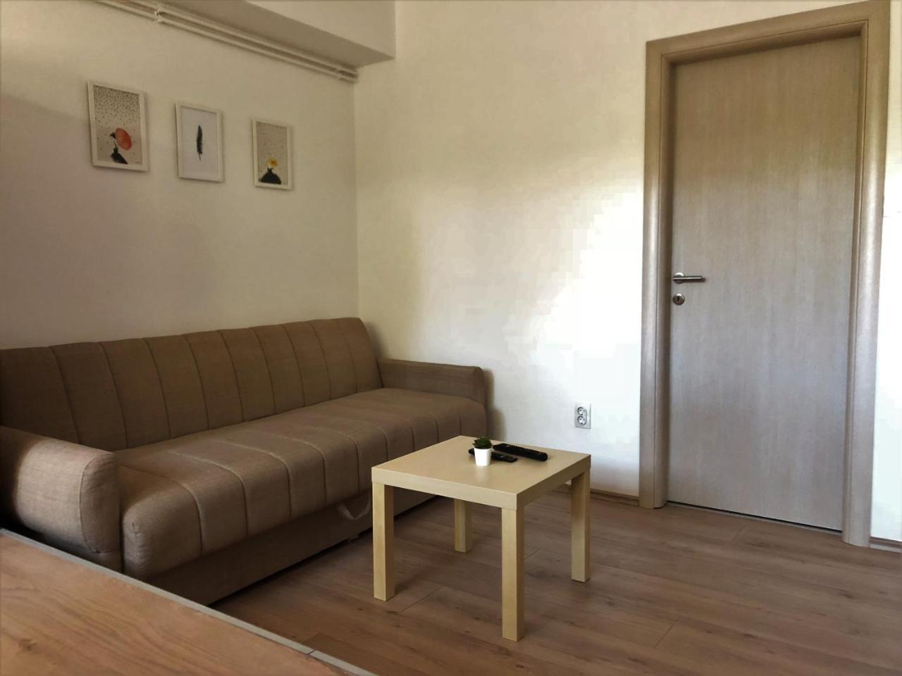Small & Sweet Apartments Belgrado Esterno foto